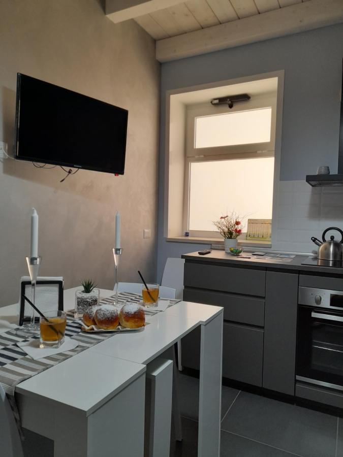 Maison Ane Marie Avola Kültér fotó